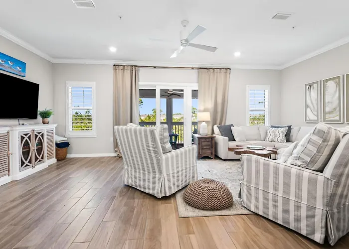 Holiday home Luxury Retreat-resort Amenities-pool Tennis Pensacola
