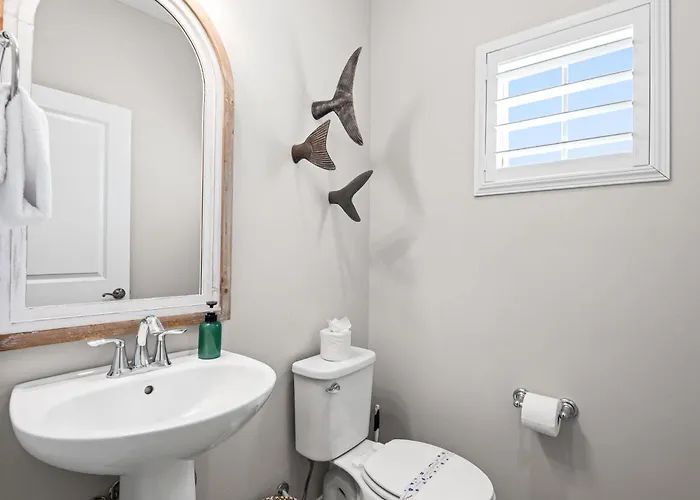 Luxury Retreat-resort Amenities-pool Tennis Pensacola