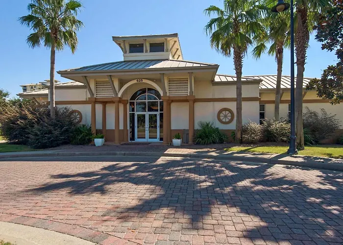 Luxury Retreat-resort Amenities-pool Tennis Pensacola